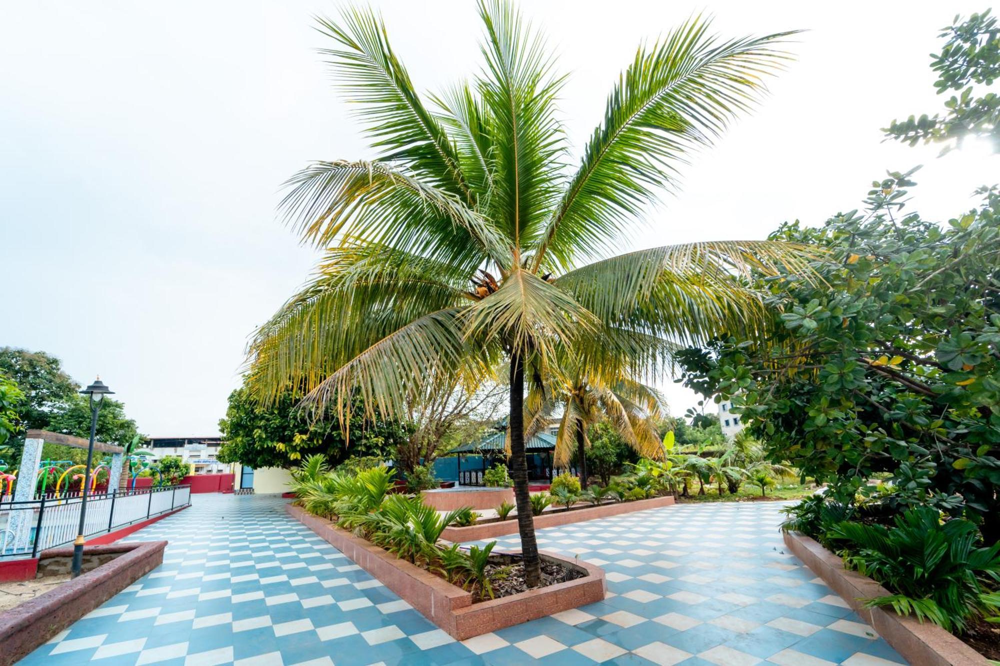 Treebo Green Village Resort - Goa Maneri  Zewnętrze zdjęcie